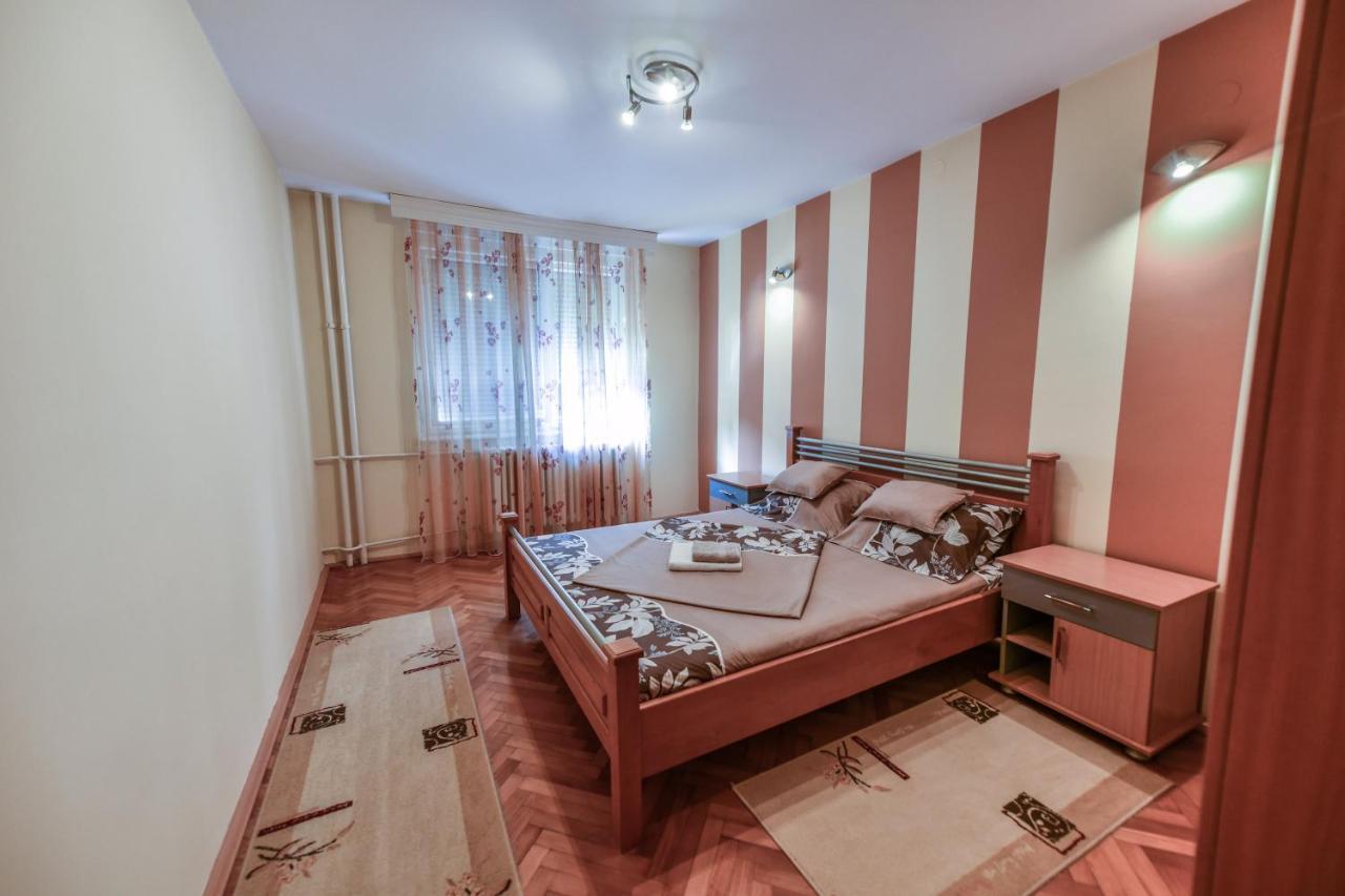 Lux Apartman Cvetkovic Kraljevo Exterior foto